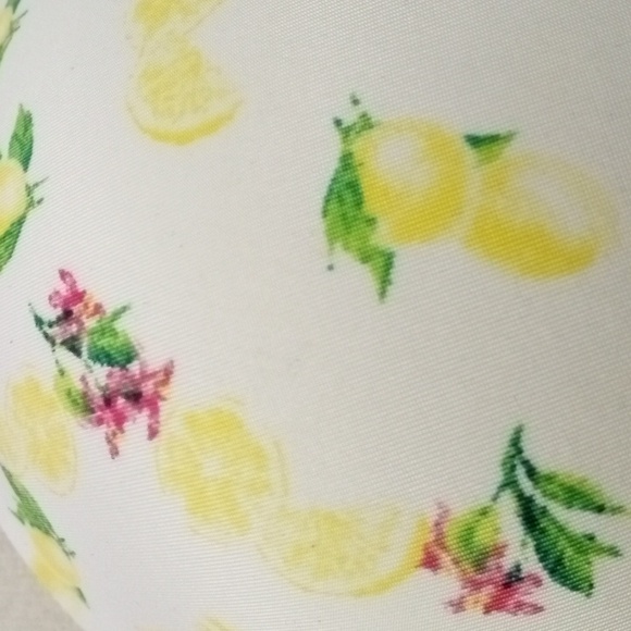 Victoria Secret Floral & Lemons Padded Push Up Bra Size 32D Pre-Owned - Picture 3 of 5